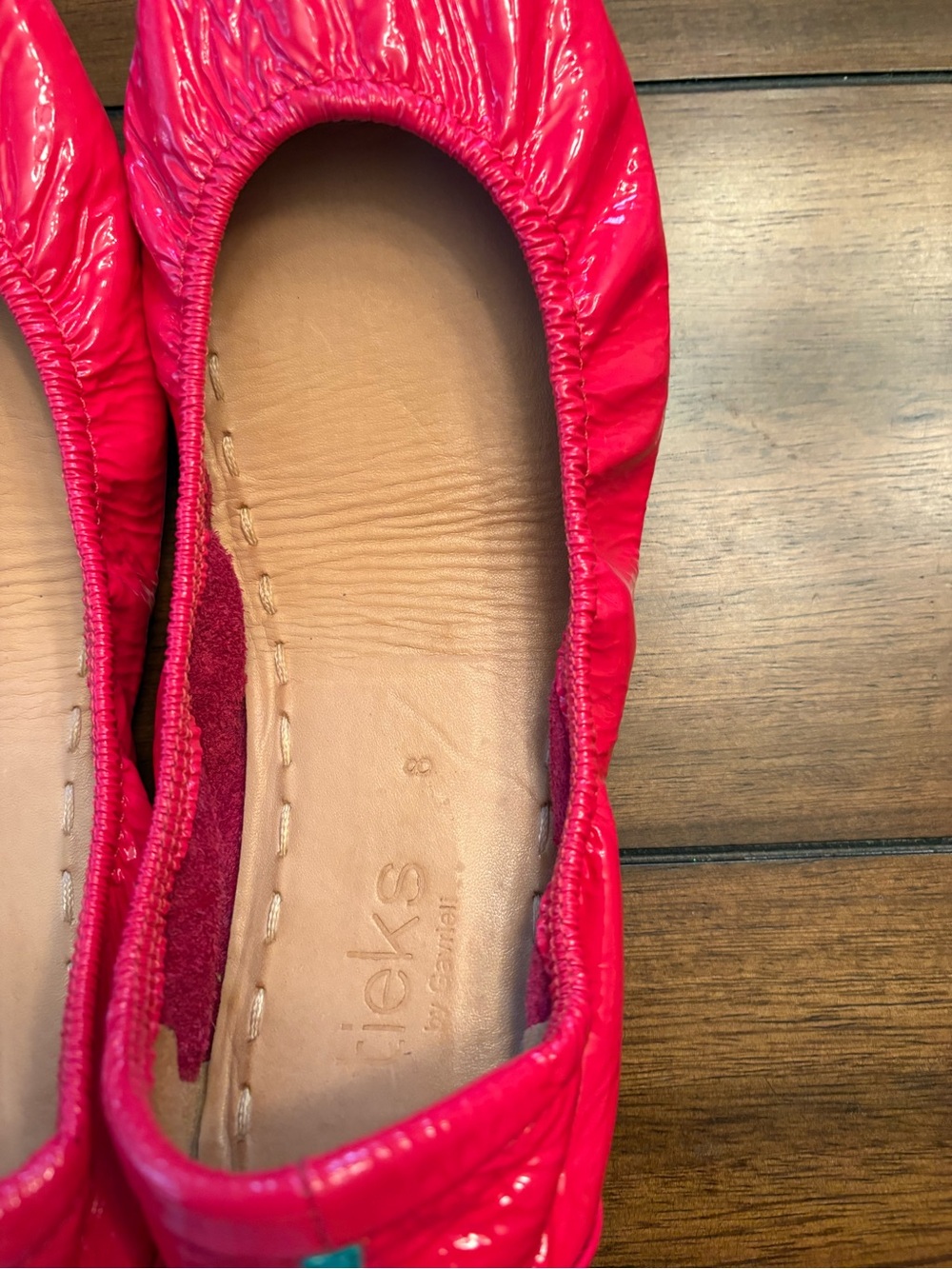 Tieks by Gavrieli Women’s Razzleberry Foldable Ballet Flats - Picture 9 of 16